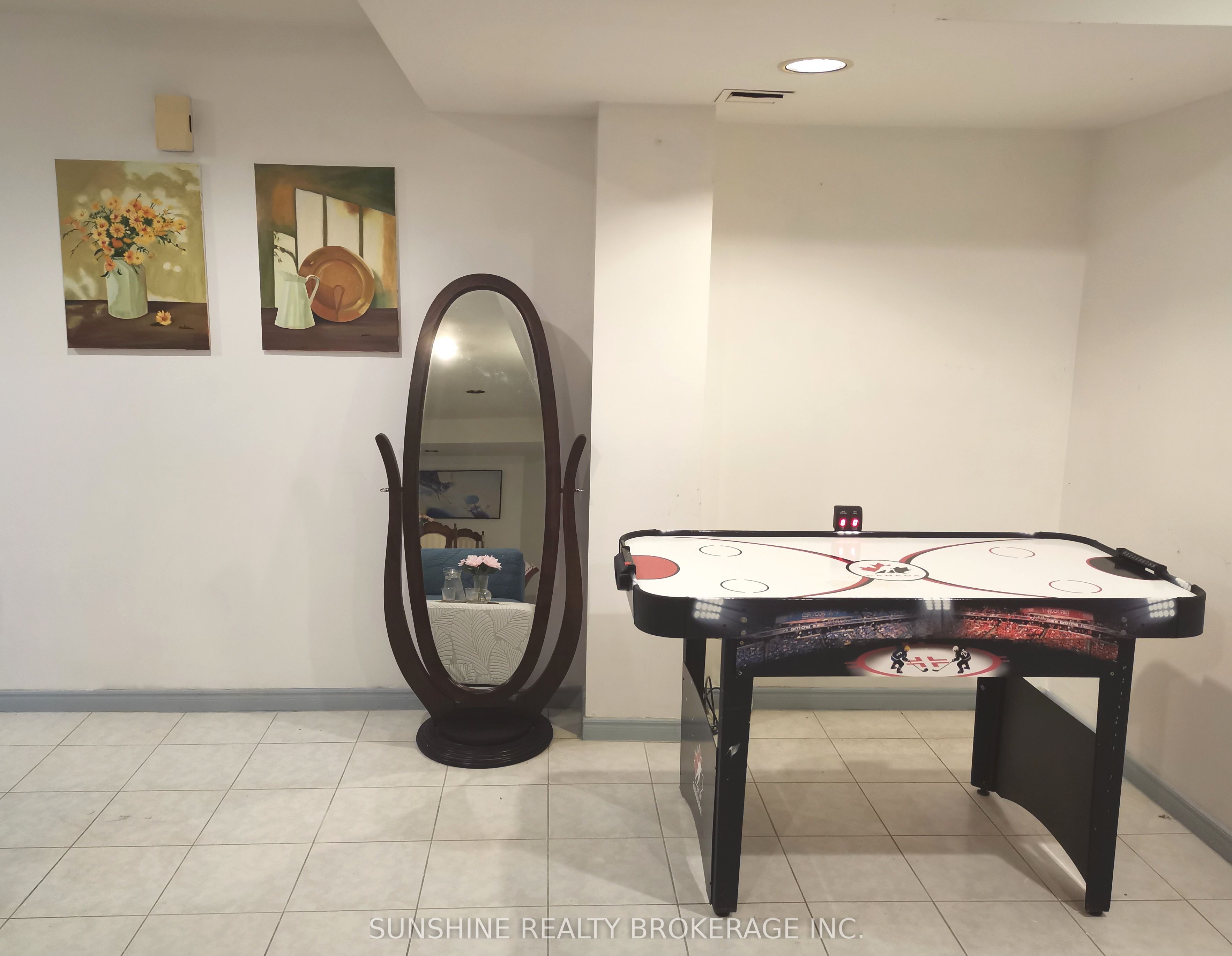 10 lisa Crescent Basement