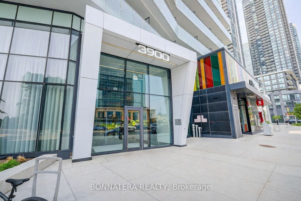 Photo of 3900 Confederation Parkway #913, Mississauga, ON L5B 0M3 (MLS # W12659898)