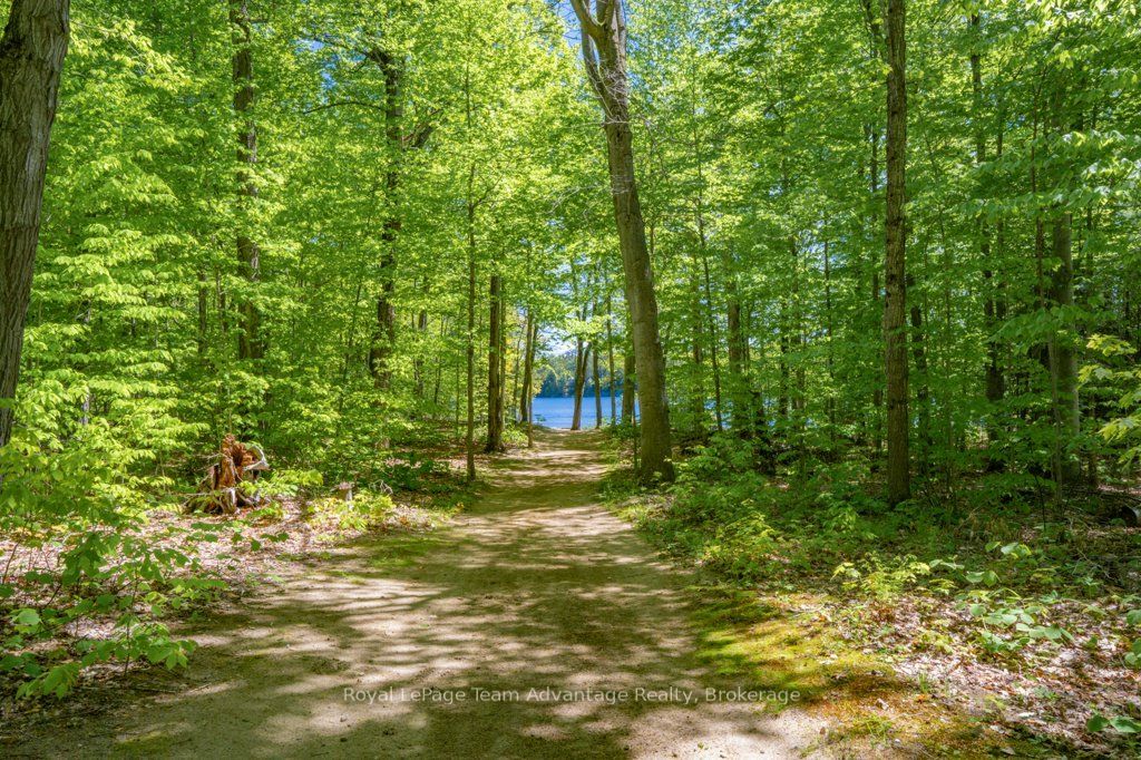 Photo of 34 Beechwood Lane, Seguin, ON P2A 0B2 (MLS # X13218092)