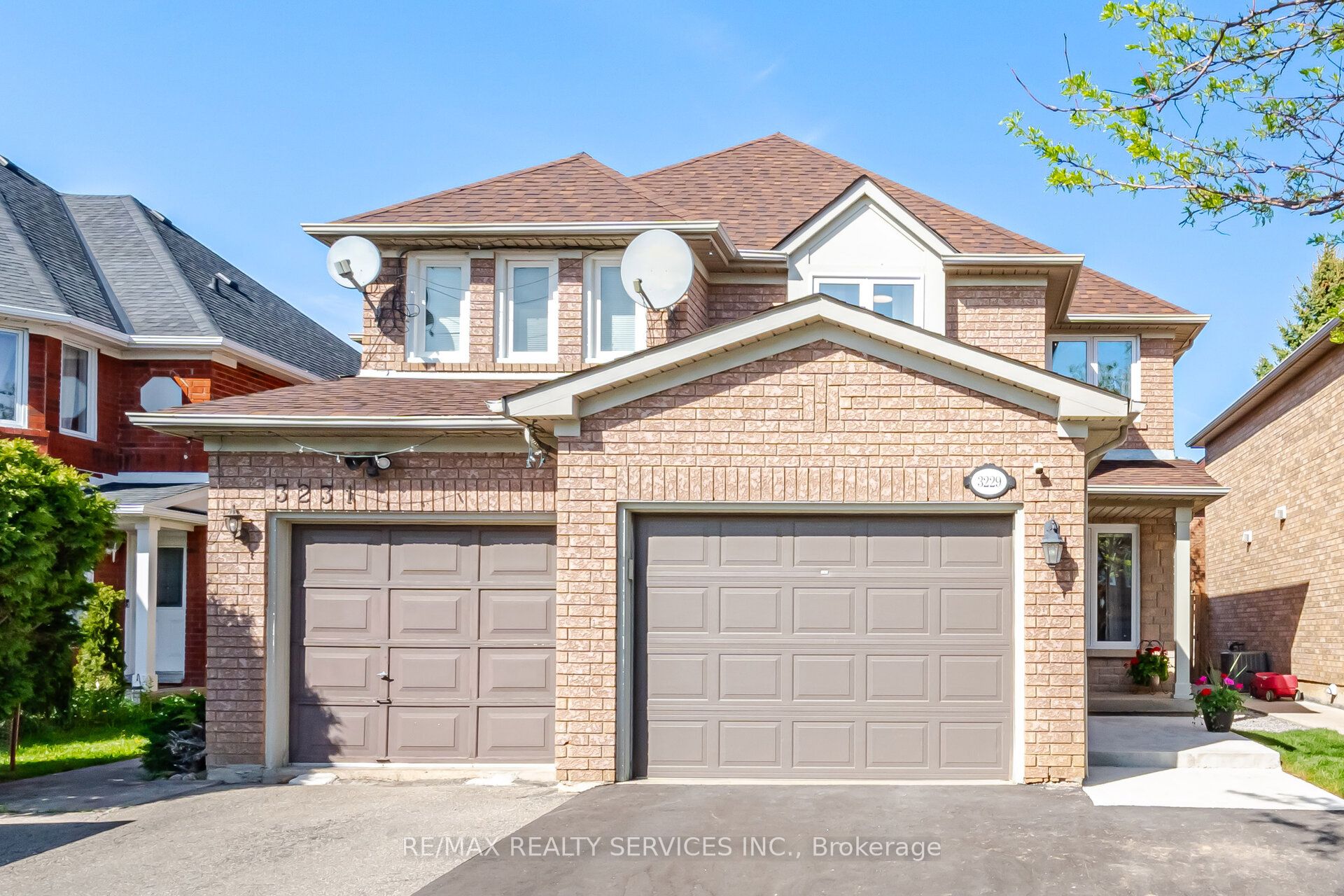 3229 Fanleaf Drive