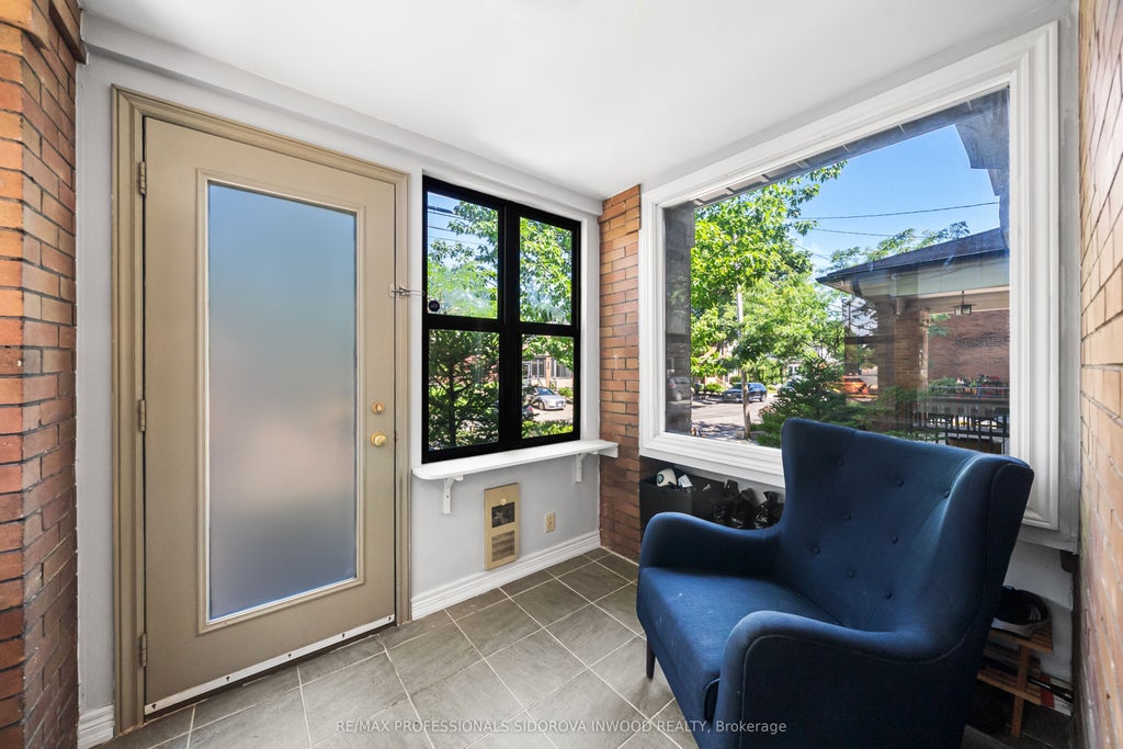 Photo of 82 Durie Street, Toronto, ON M6S 3E8 (MLS # W13539728)