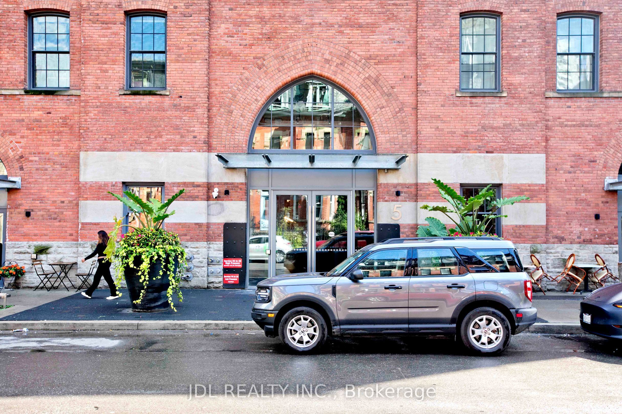 5 St Joseph Street 2904