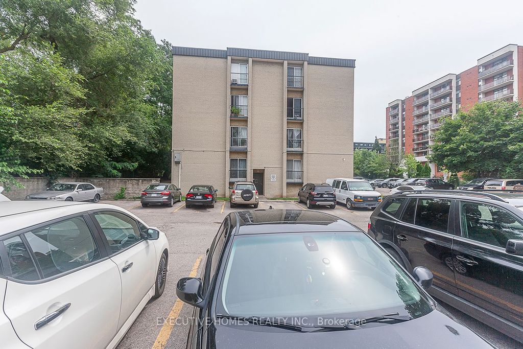 Photo of 1690 Victoria Park Avenue #204, Toronto, ON M1R 1R1 (MLS # C12652272)