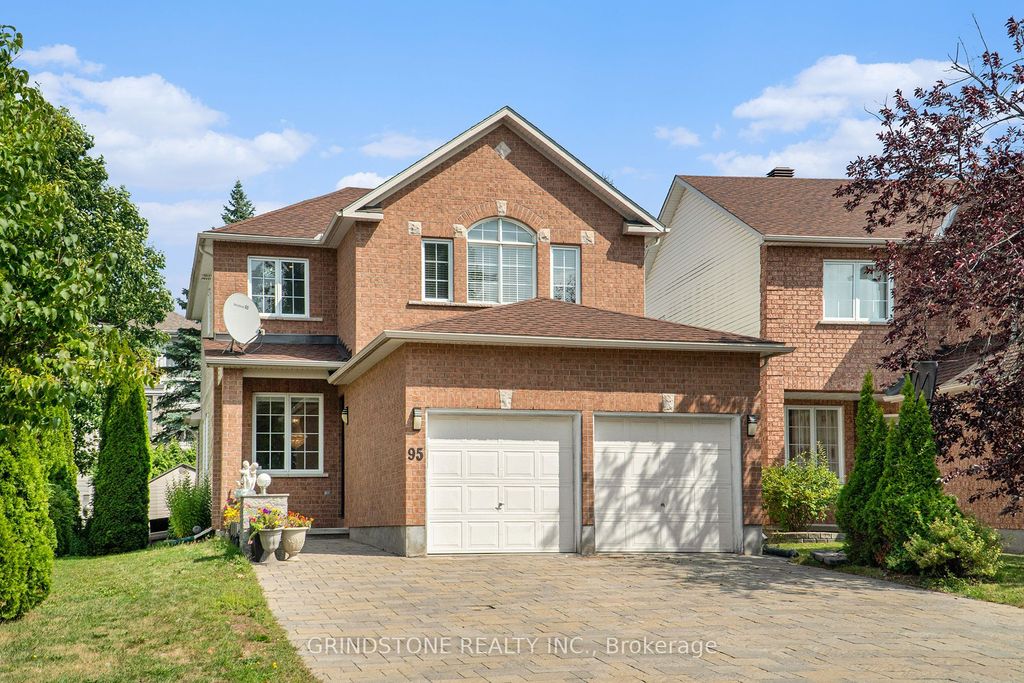 Photo of 95 Evanshen Crescent, Kanata, ON K2K 2X7 (MLS # X13167576)