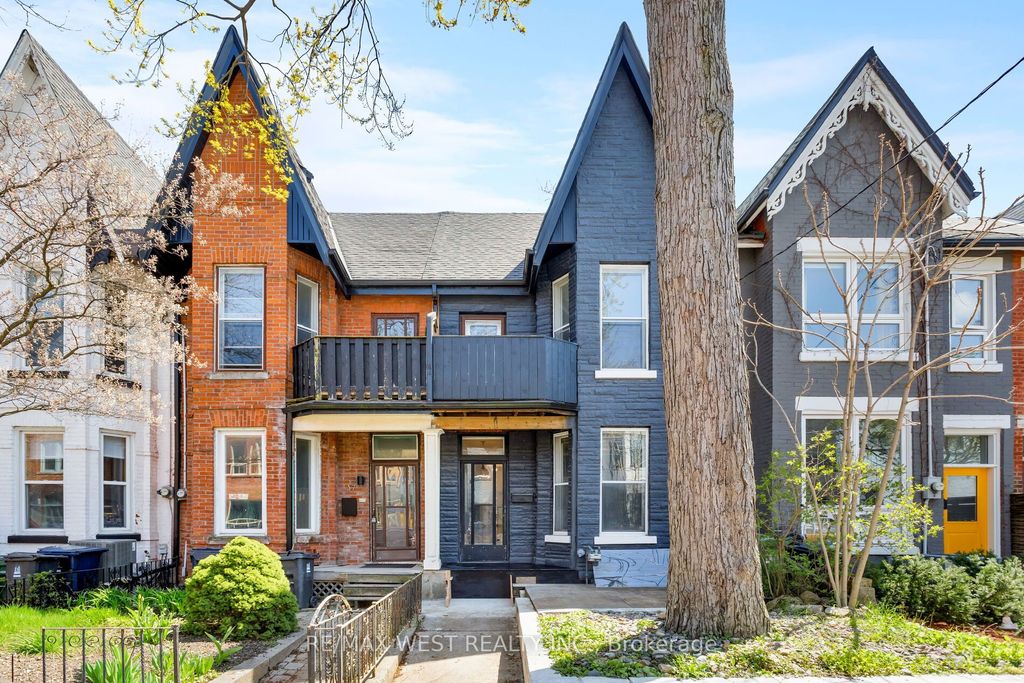 Photo of 39 Noble Street, Toronto, ON M6K 2C7 (MLS # W13096362)