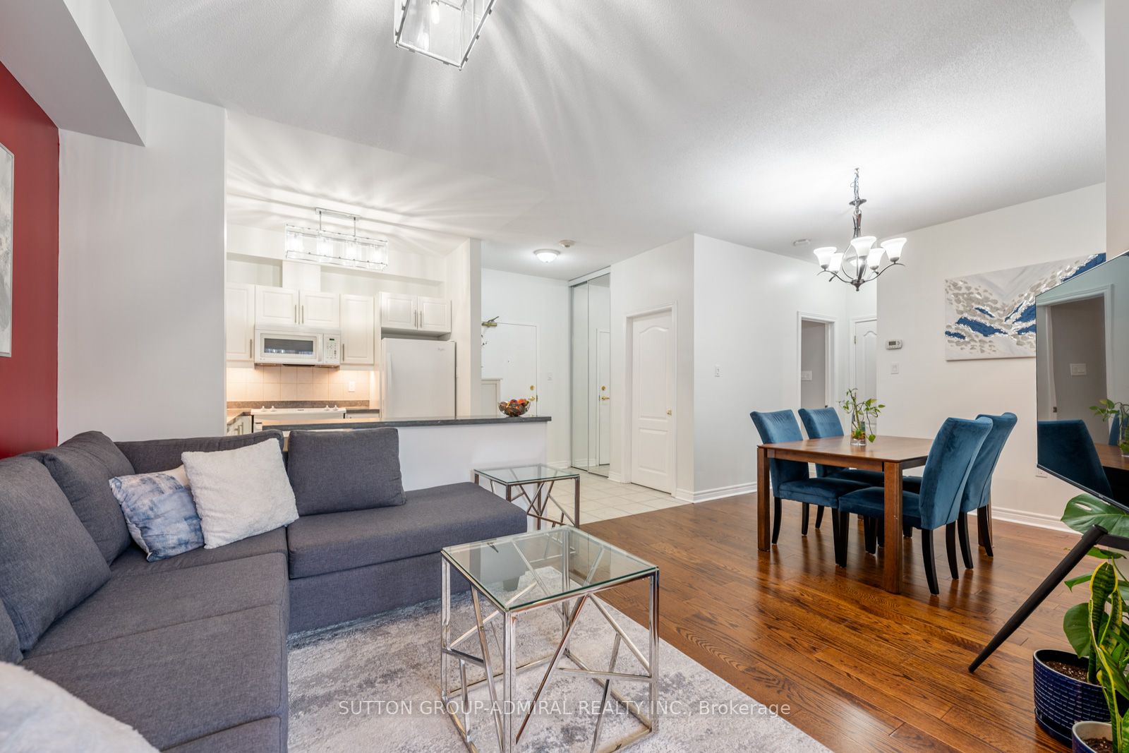 9944 Keele Street 102