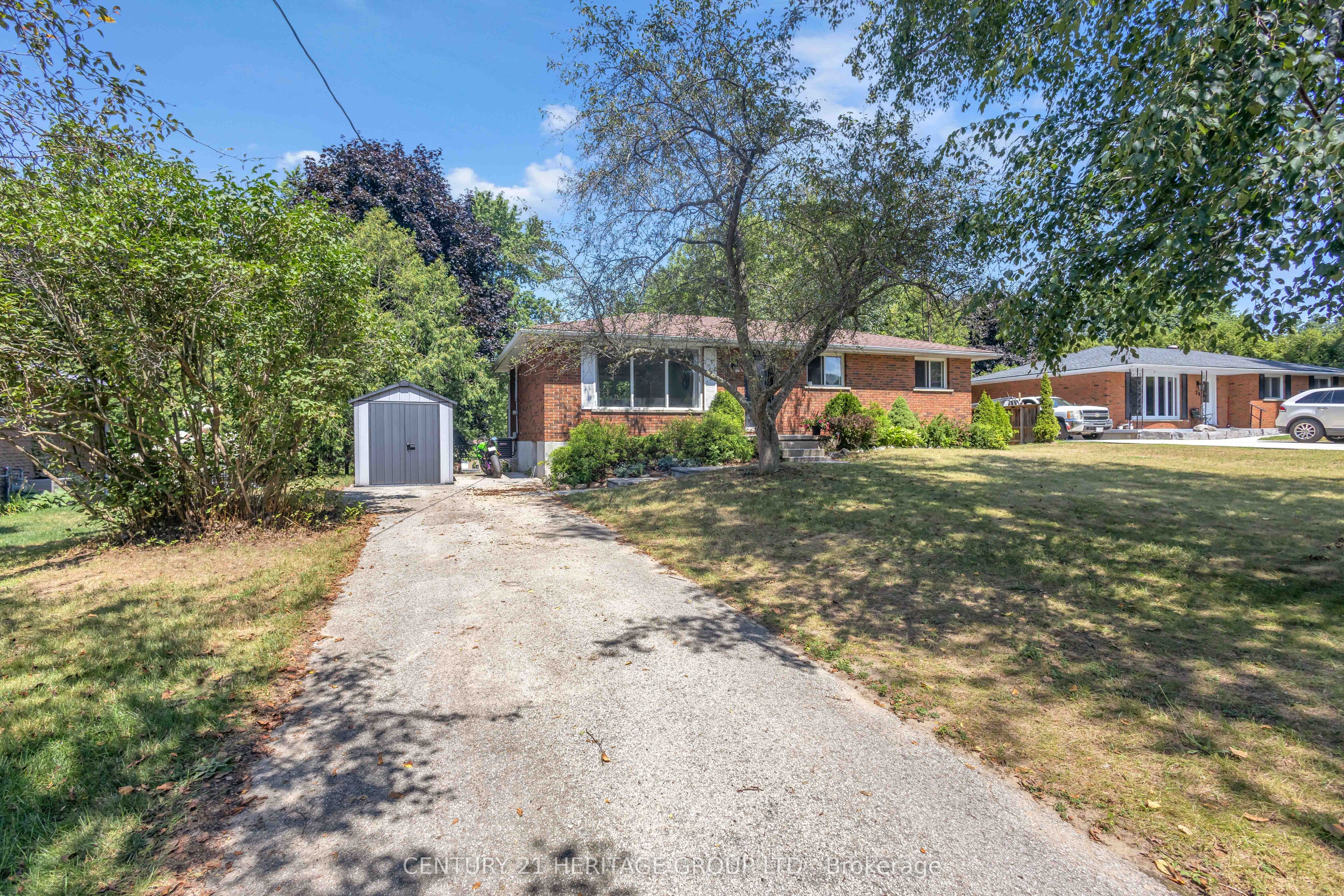 30 Ridgeway Avenue