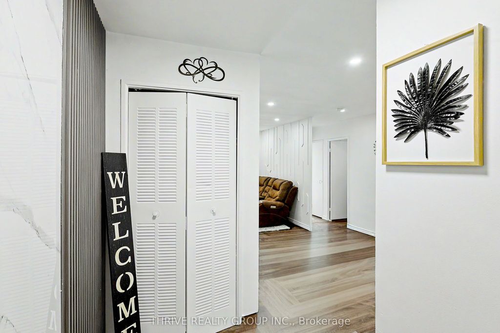 Photo of 583 Mornington Avenue #605, London East, ON N5Y 3E9 (MLS # X13605938)