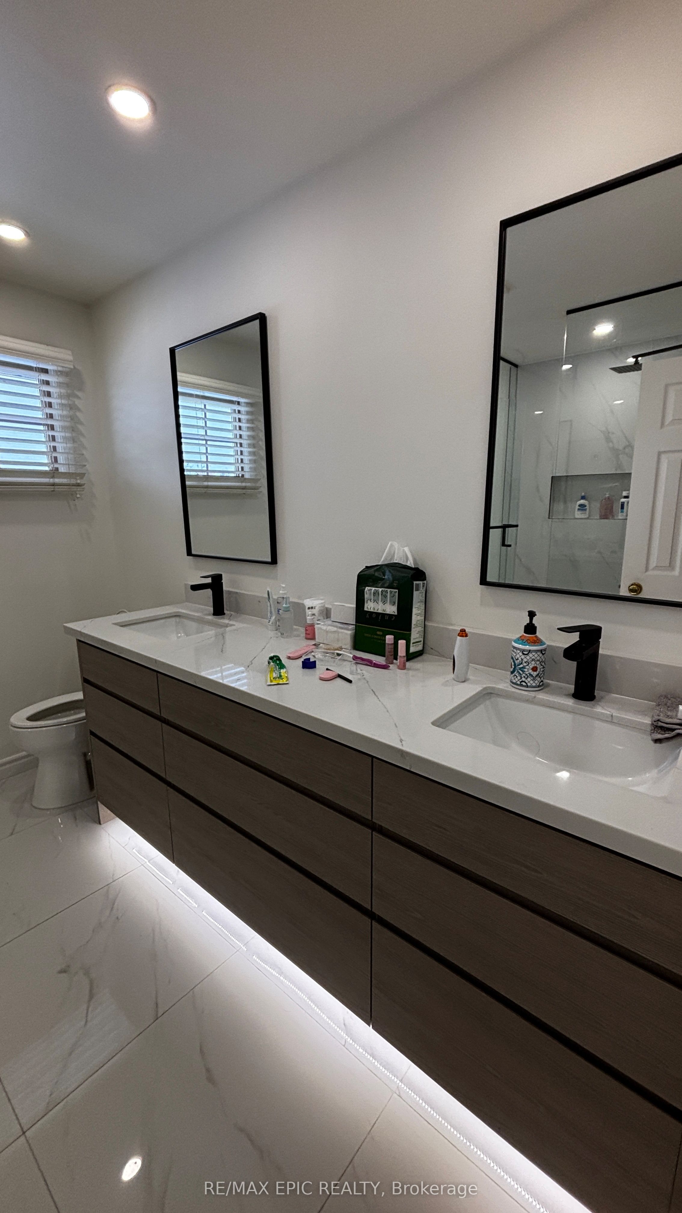 24 Cairns Drive main