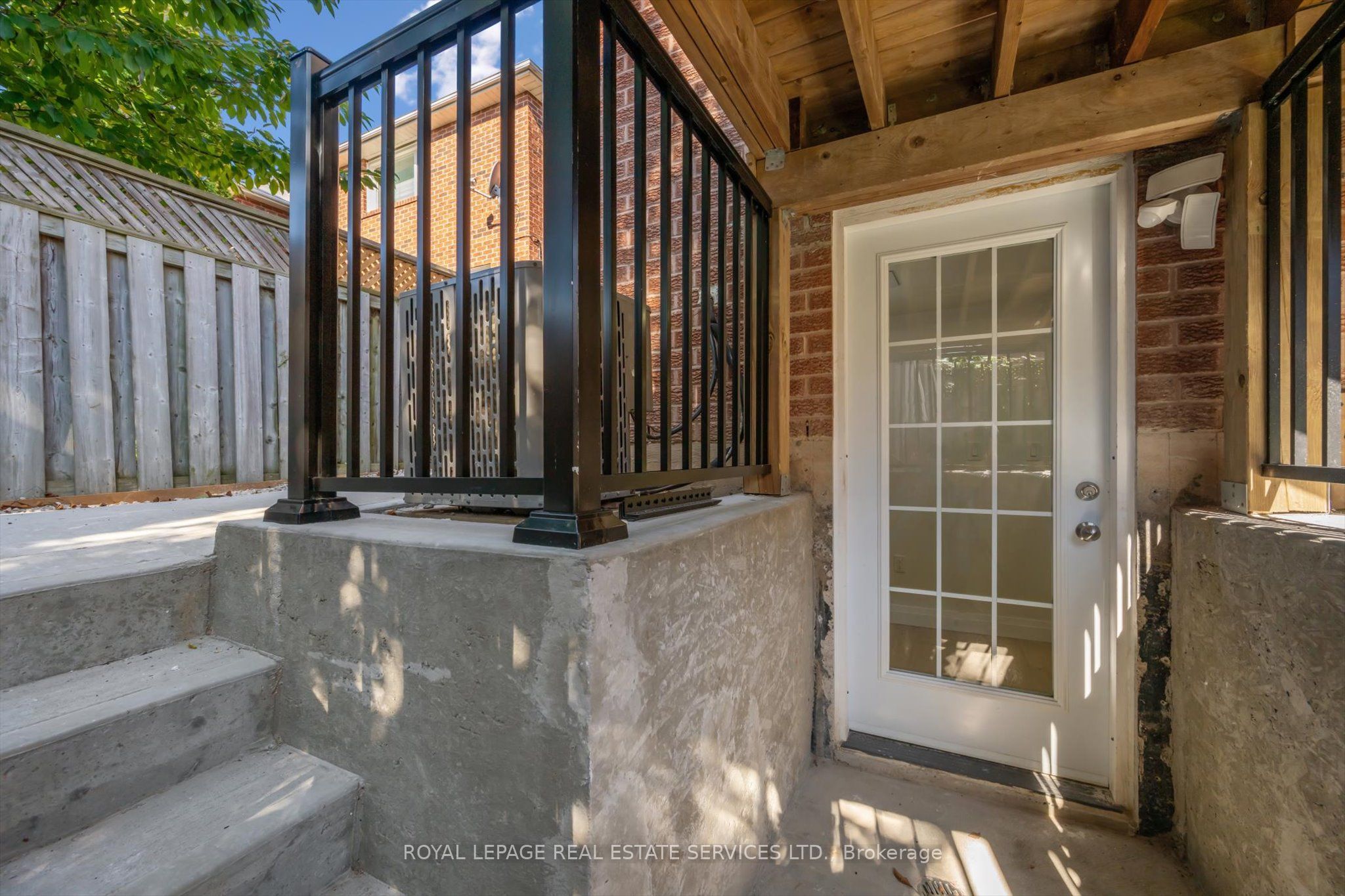 3872 Densbury Drive Bsmt Apt