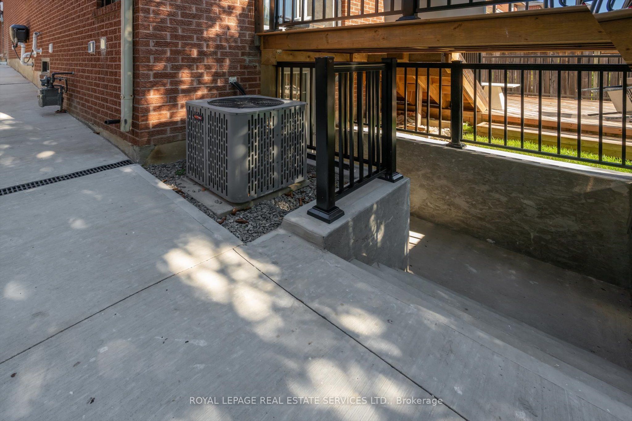 3872 Densbury Drive Bsmt Apt