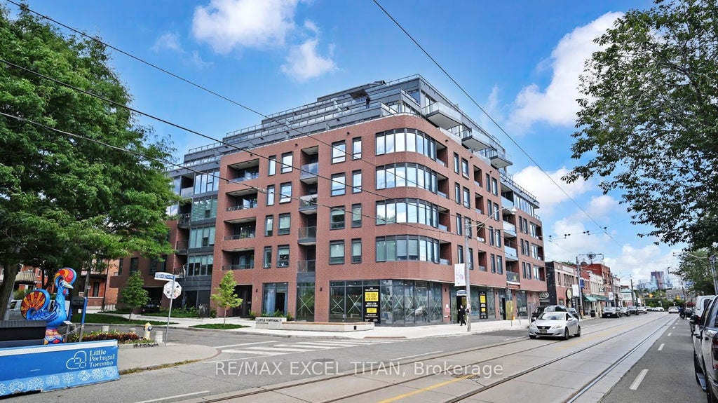 Photo of 5 Lakeview Avenue #416, Toronto, ON M6J 0H3 (MLS # C13835514)