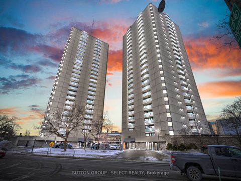 Photo of 323 Colborne Street #1702, London East, ON N6B 3N8 (MLS # X12723222)