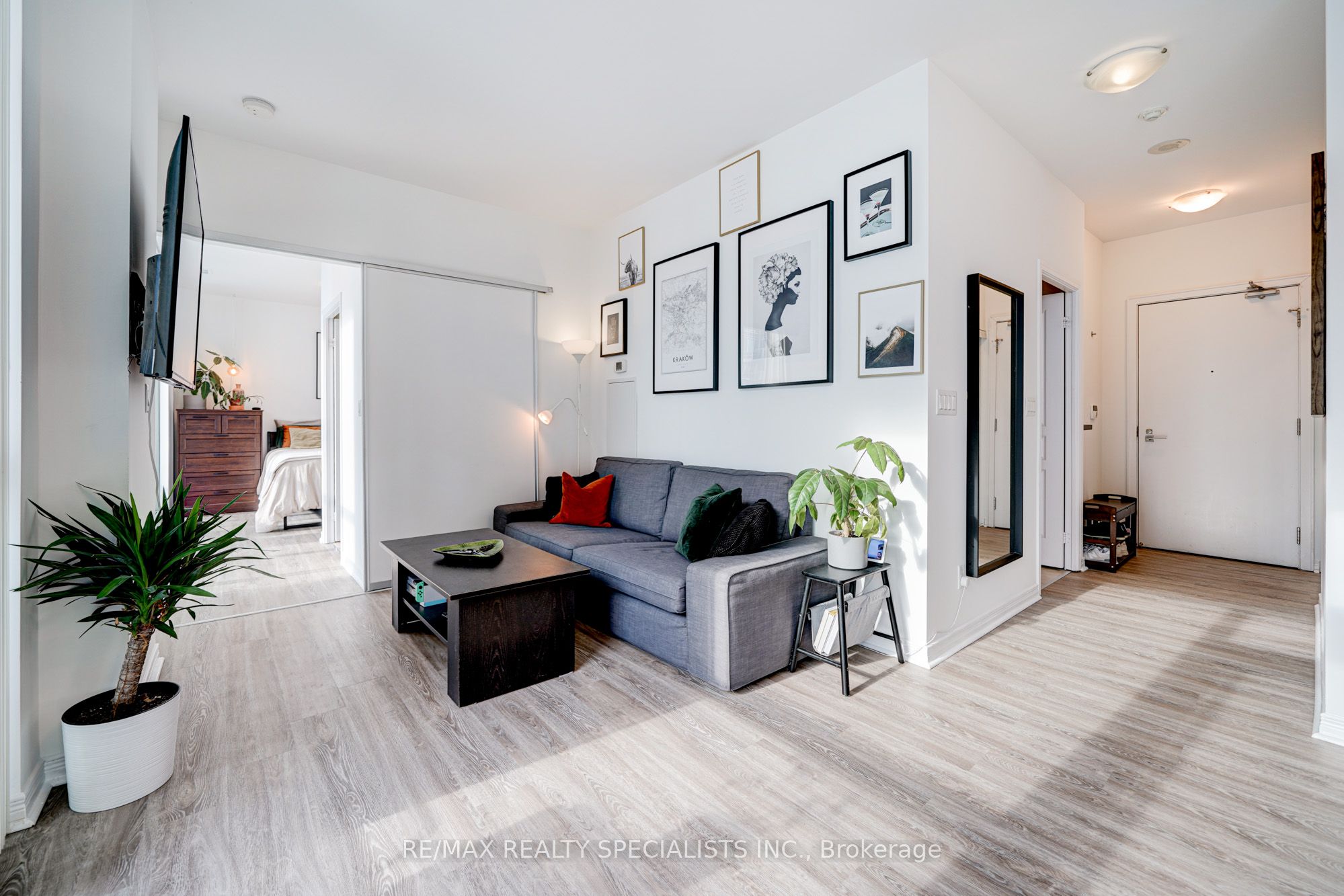 352 Front Street 2305