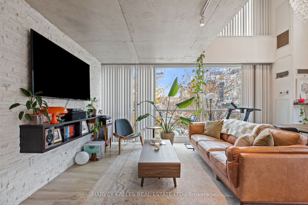 Photo of 954 King Street W #314, Toronto, ON M6K 3L9 (MLS # C12558518)