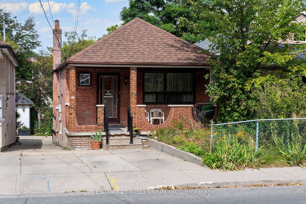 Photo of 16 Rochdale Avenue, Toronto, ON M6E 1X2 (MLS # W13826378)