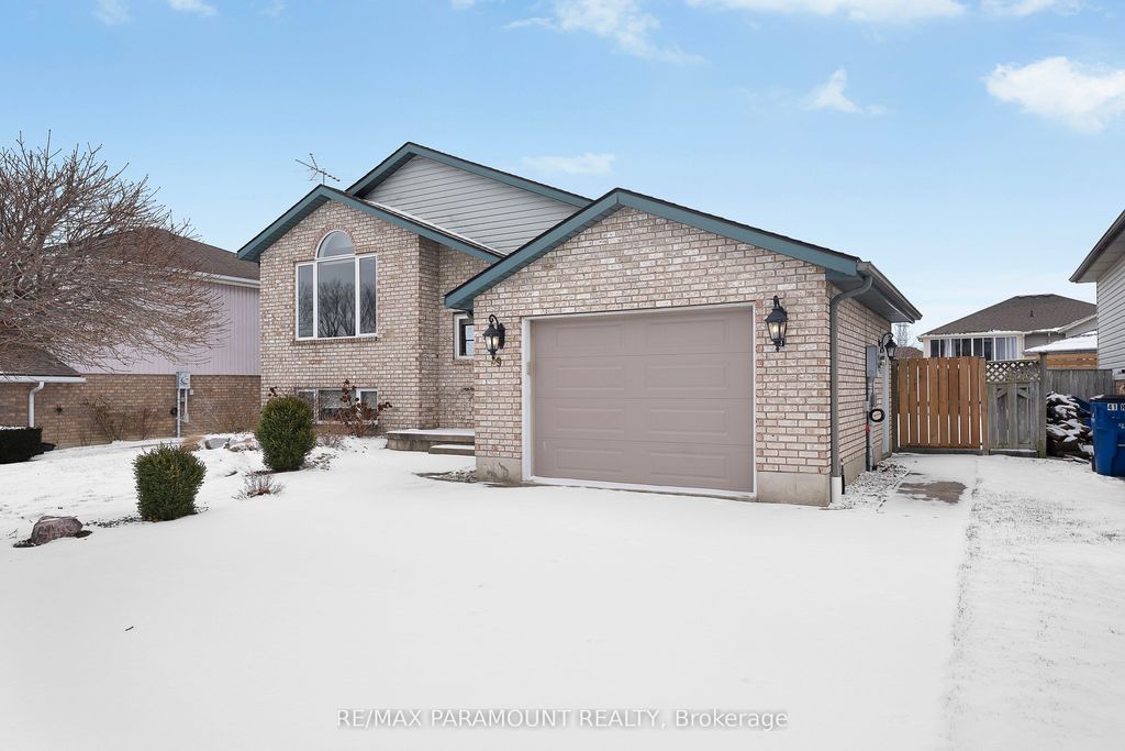 Photo of 39 Rose Avenue, Chatham-Kent, ON N0P 2L0 (MLS # X12679290)