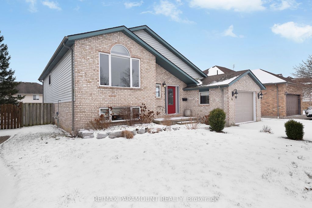 Photo of 39 Rose Avenue, Chatham-Kent, ON N0P 2L0 (MLS # X12679290)