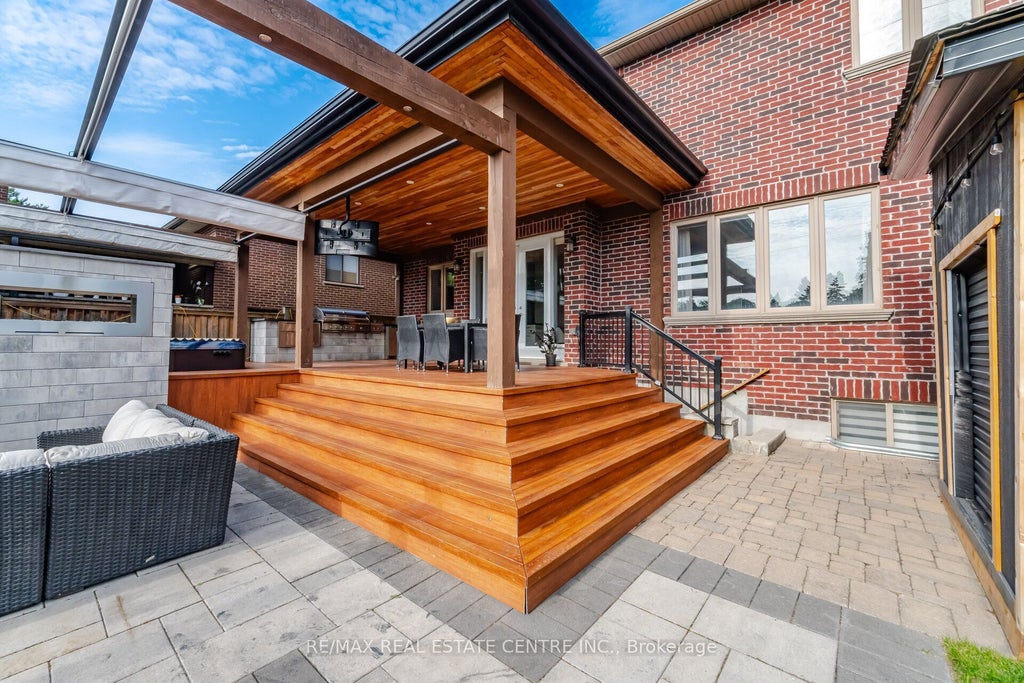Photo of 60 Jopling Avenue N, Toronto, ON M9B 4G2 (MLS # W14029940)