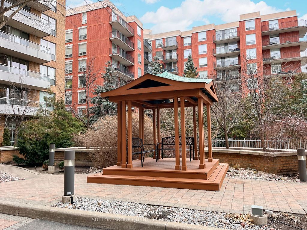 Photo of 245 Davisville Avenue #302, Toronto, ON M4S 3H4 (MLS # C12629568)