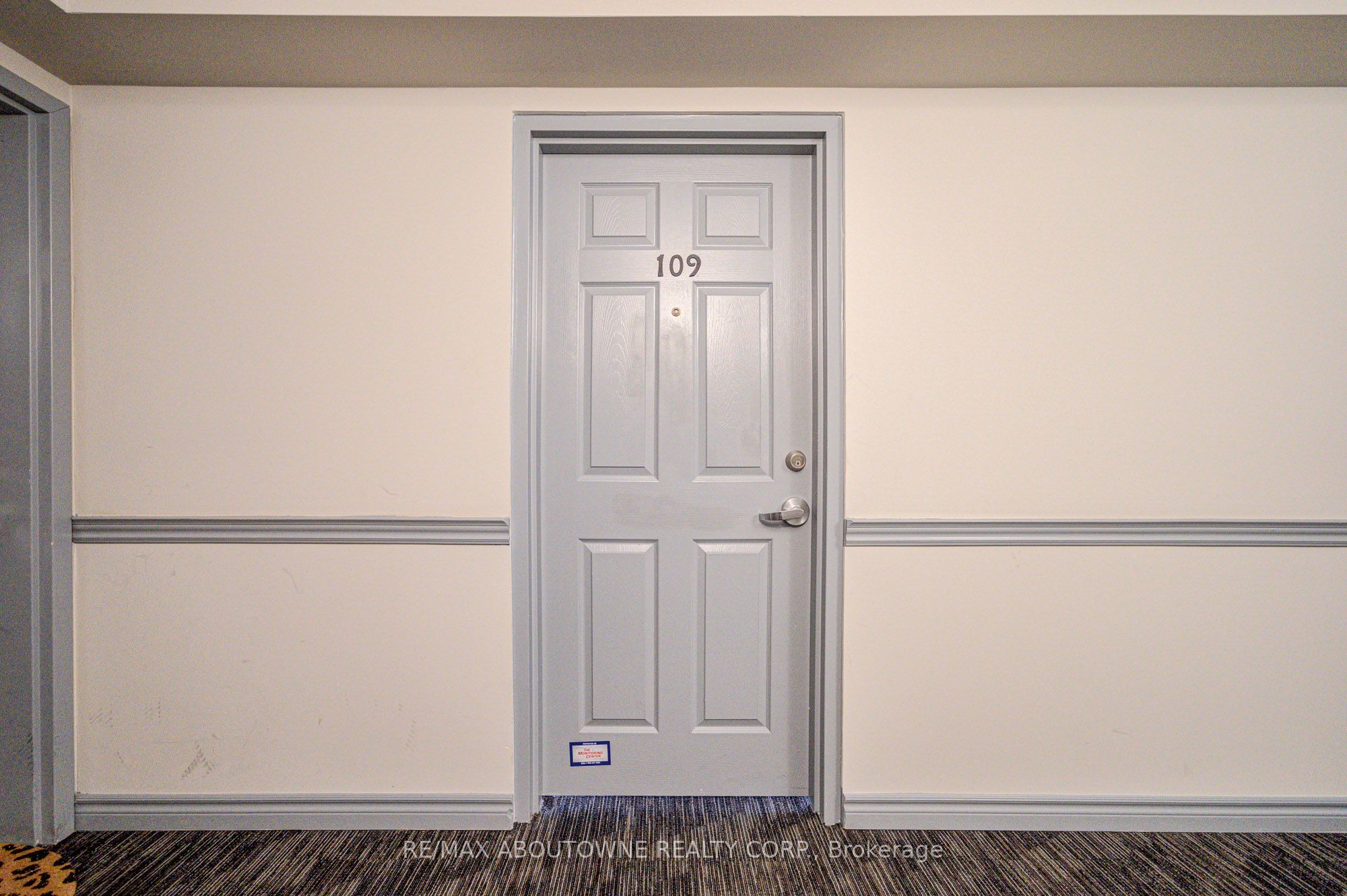 1490 Bishops Gate 109