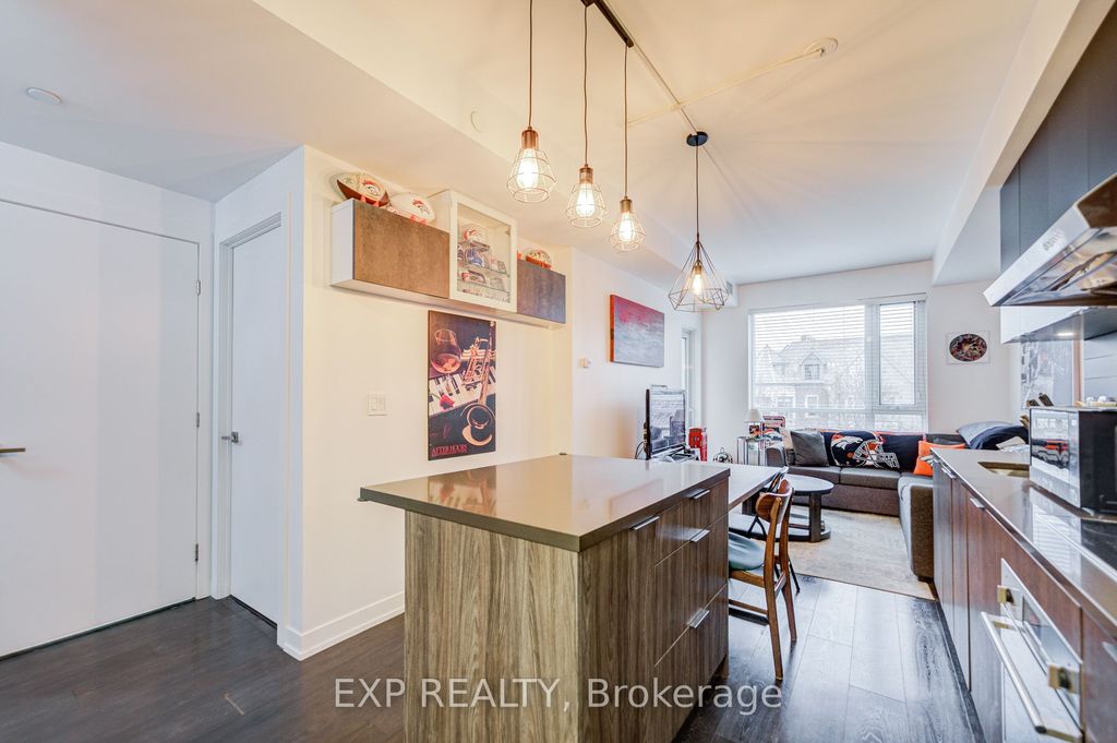 Photo of 223 St Clair Avenue W #209, Toronto, ON M4V 1R3 (MLS # C12885224)