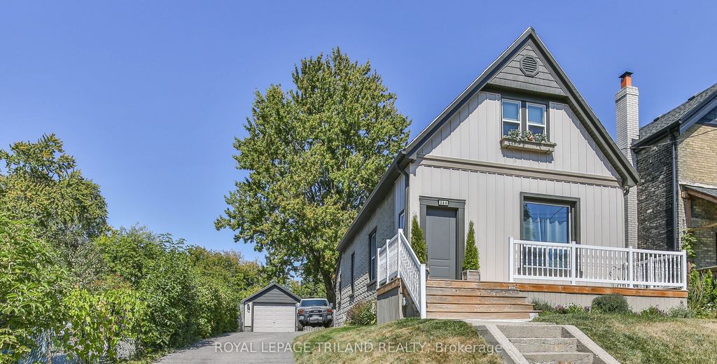Photo of 366 SALISBURY Street, London East, ON N5Y 3B1 (MLS # X12411430)