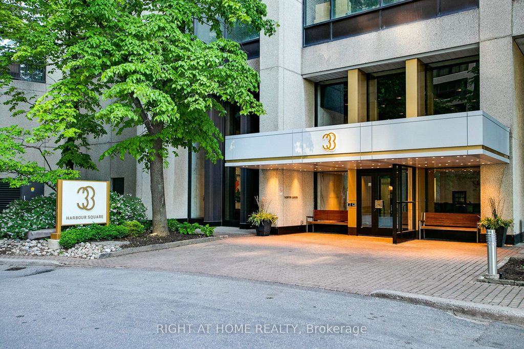 Photo of 33 Harbour Square #2019, Toronto, ON M5J 2G2 (MLS # C12767028)