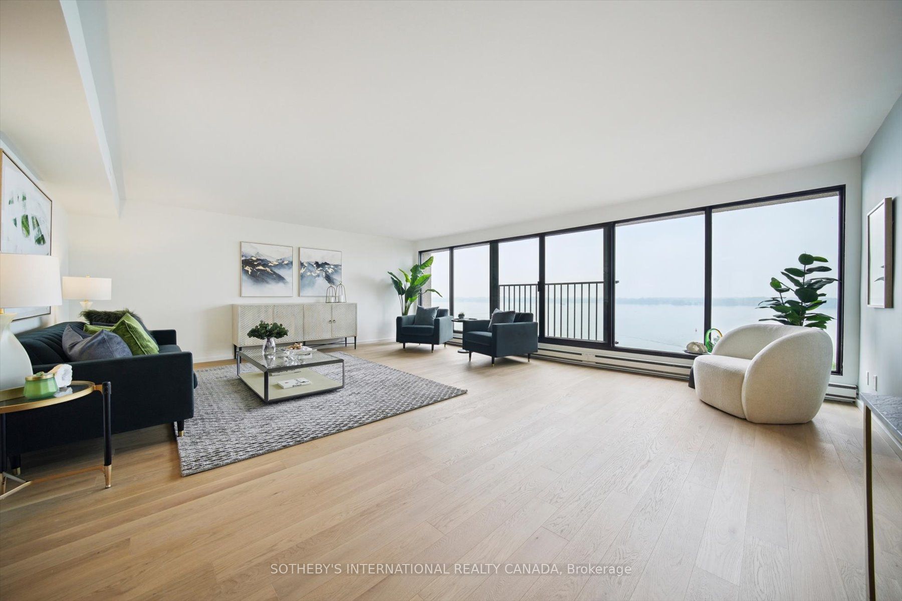 65 Harbour Square 1110