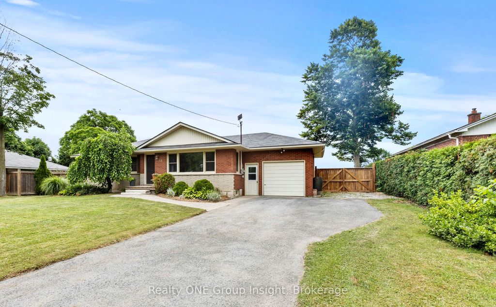 Photo of 4153 Aberdeen Road, Lincoln, ON L0R 1B6 (MLS # X12747372)