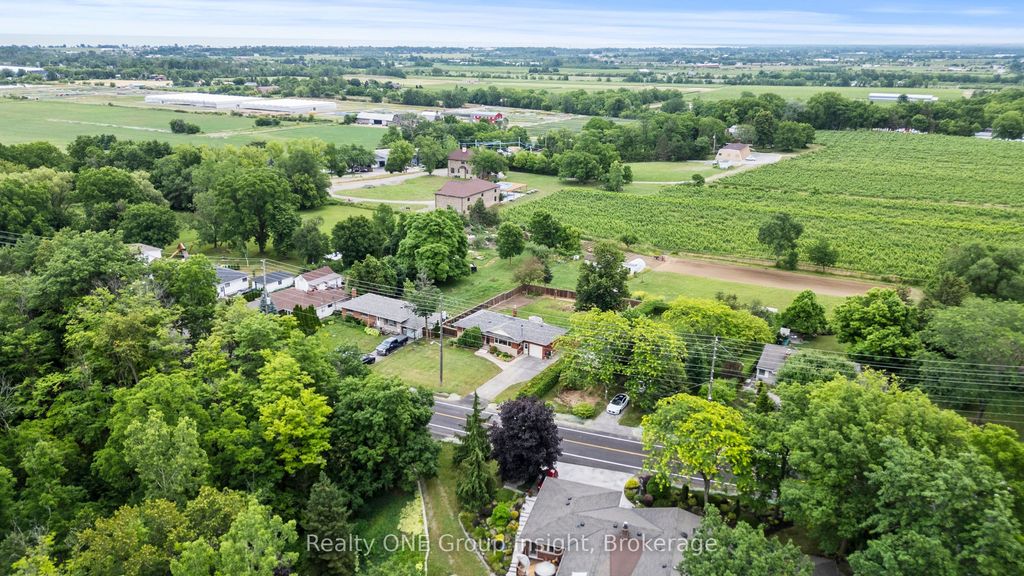 Photo of 4153 Aberdeen Road, Lincoln, ON L0R 1B6 (MLS # X12747372)