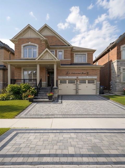 4 Buttonwood Road Brampton ON L6P 4J9