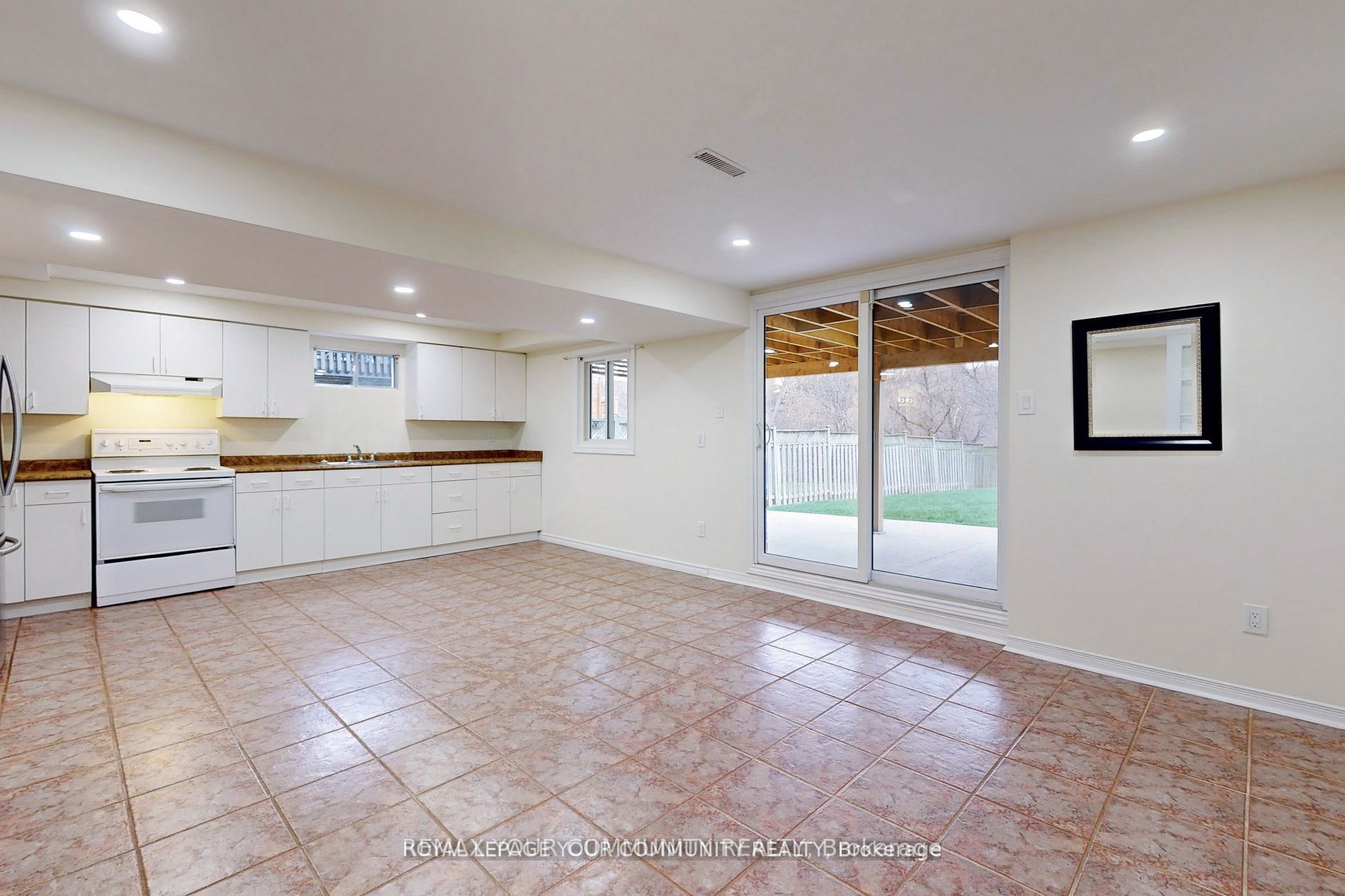 136 Woodcroft Lane Bsmnt