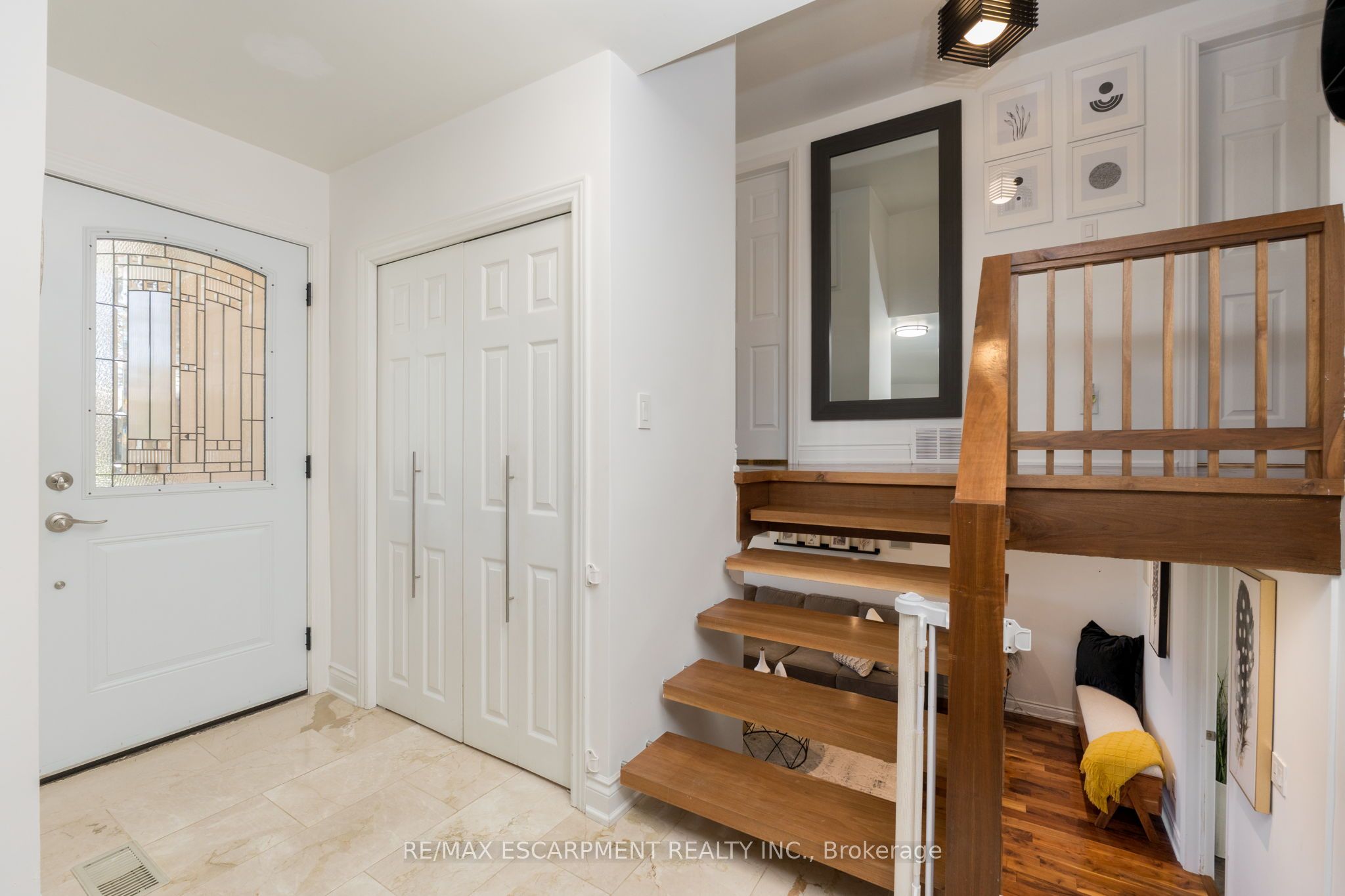 616 Blue Forest Hill