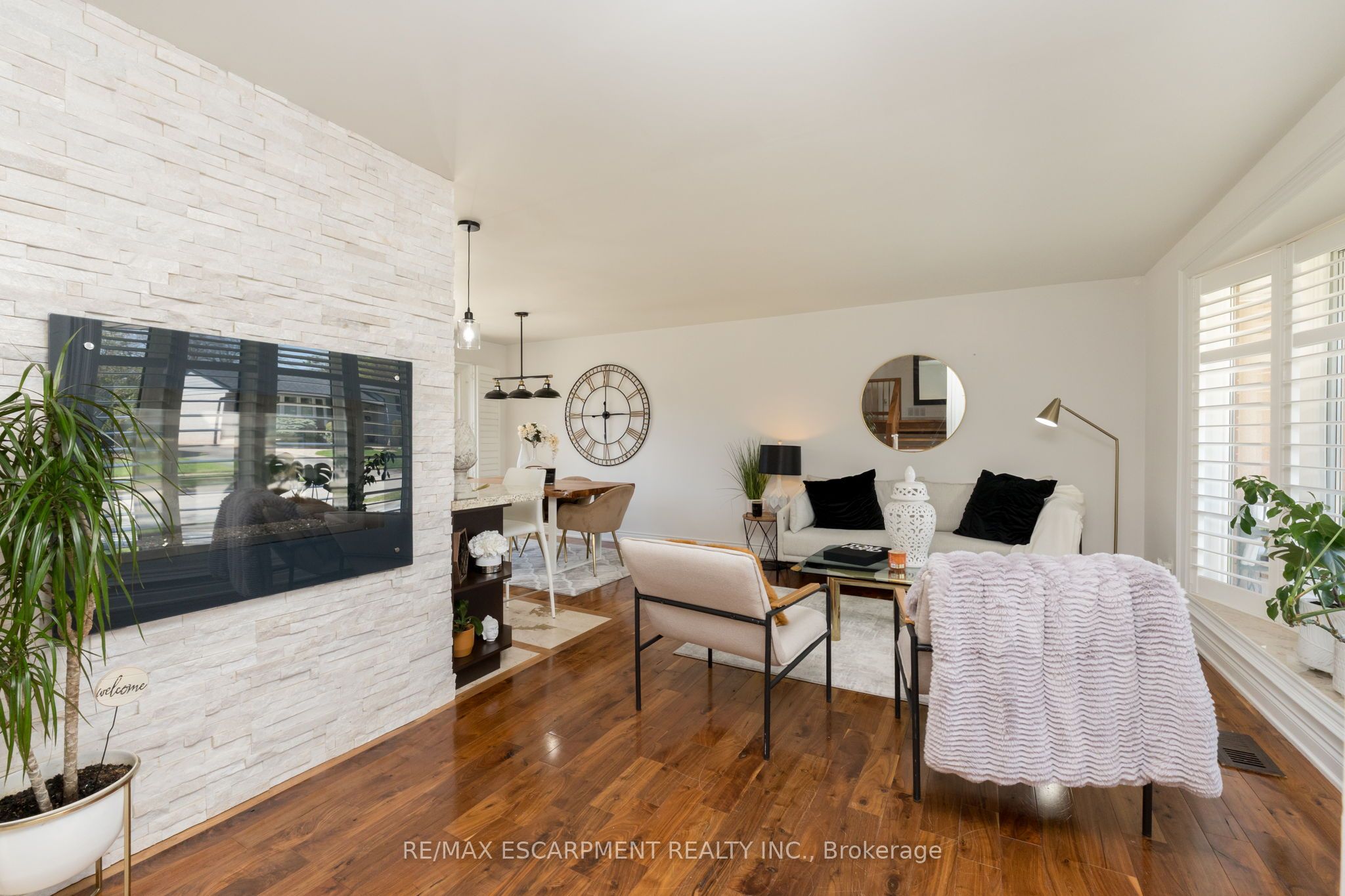 616 Blue Forest Hill
