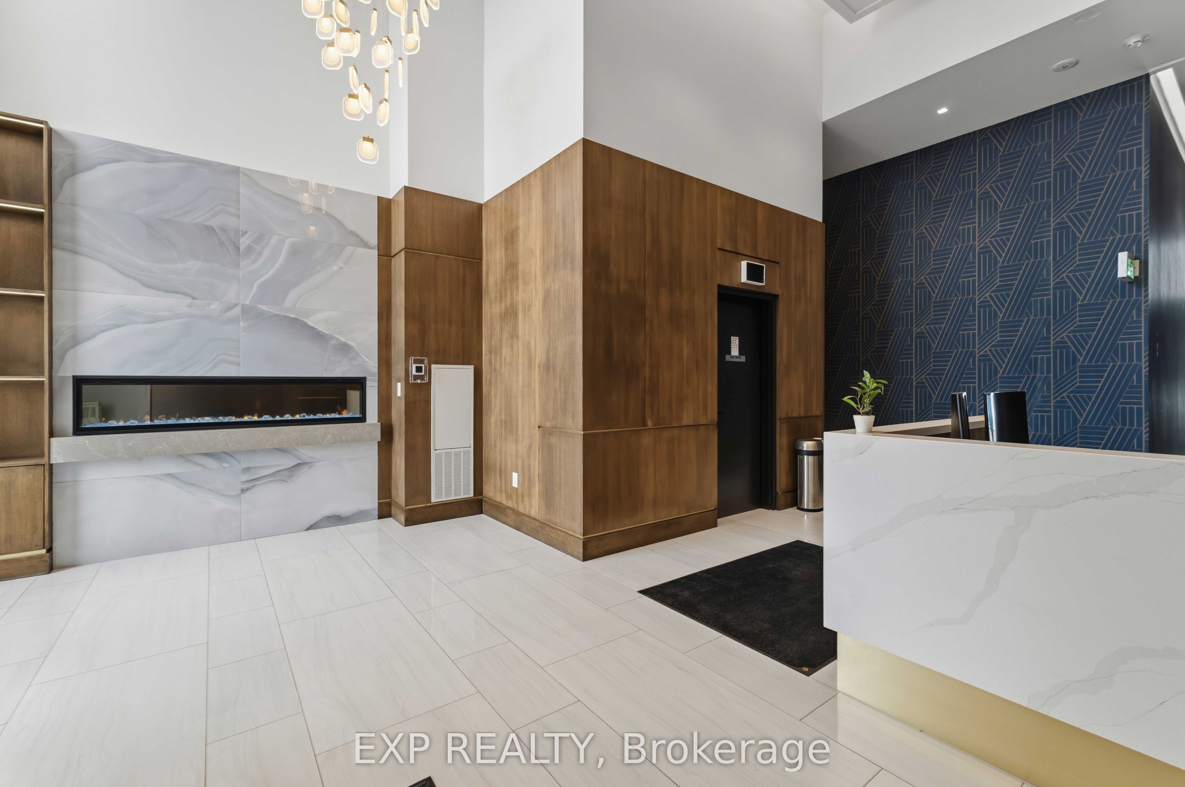 2782 Barton Street E 1604