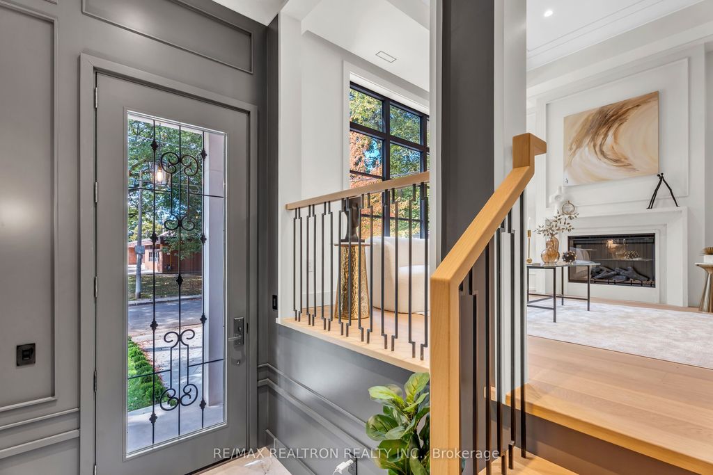 Photo of 105 Rumsey Road, Toronto, ON M4G 1P1 (MLS # C12461298)