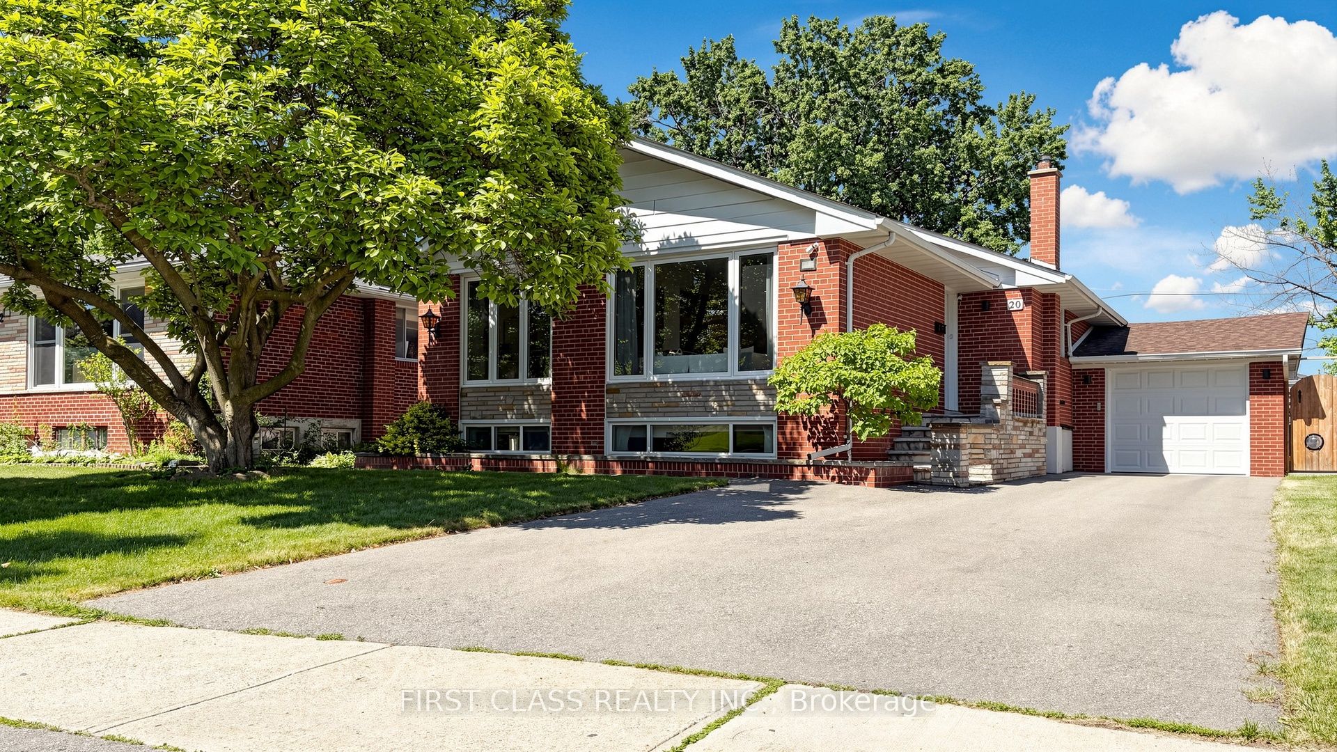 Photo 1 of 50 — 20 Brampton Road, Toronto, ON M9R 3J1