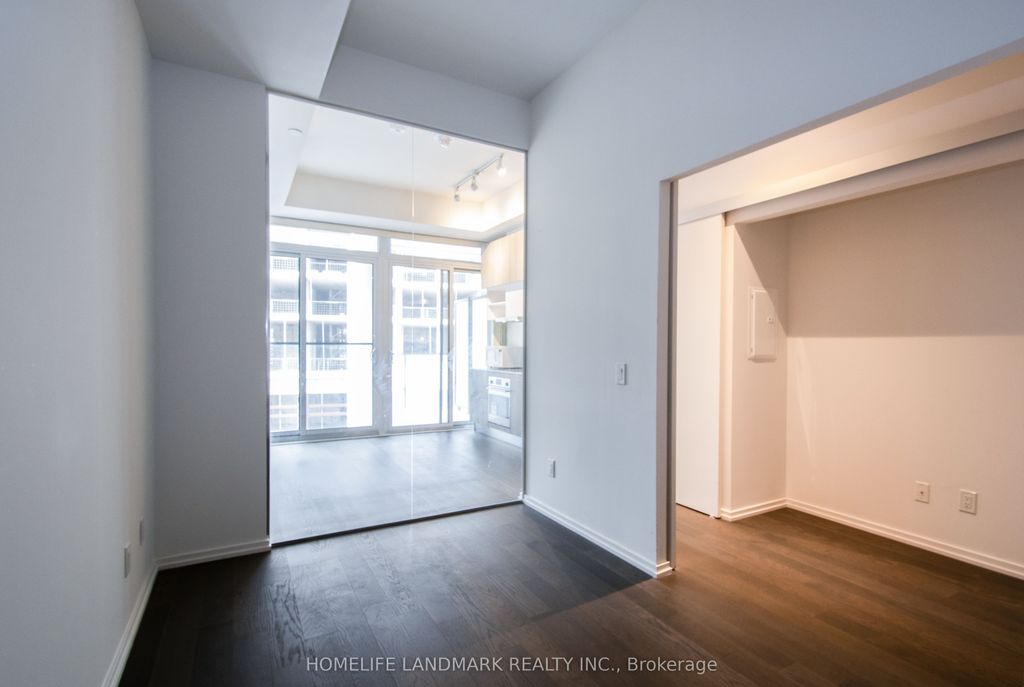 Photo of 5 Soudan Ave. Avenue #1112, Toronto, ON M4S 0B1 (MLS # C12334714)