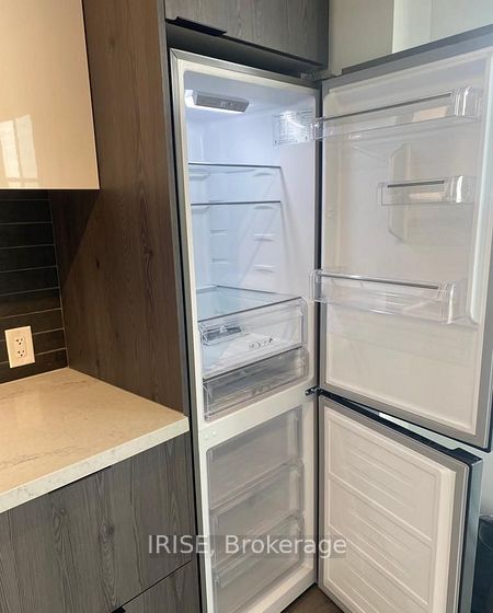 5 DEFRIES Street 506