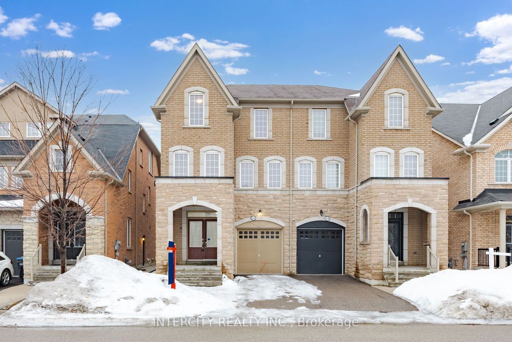 Photo of 26 Sussexvale Drive, Brampton, ON L6R 0W2 (MLS # W12857838)
