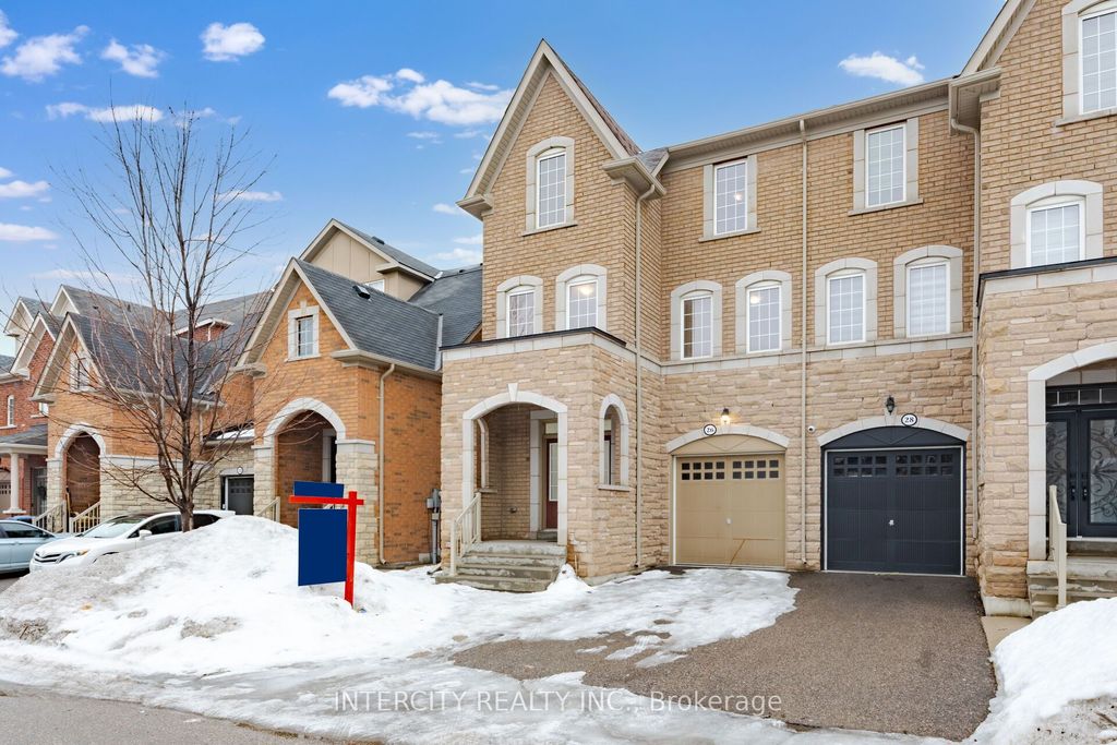 Photo of 26 Sussexvale Drive, Brampton, ON L6R 0W2 (MLS # W12857838)