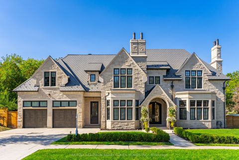 52 Fifeshire Road Toronto ON M2L 2G6