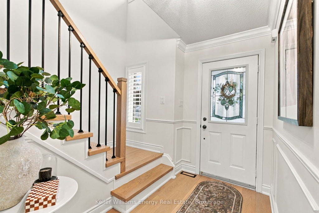 Photo of 43 Lunney Crescent, Clarington, ON L1C 5P1 (MLS # E14120752)