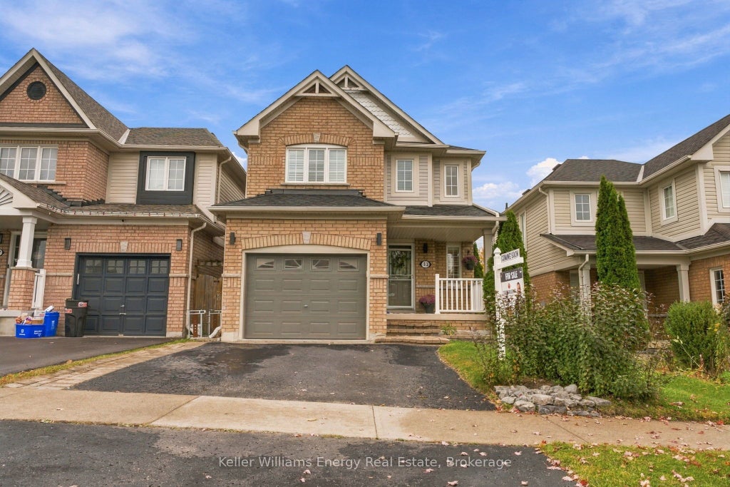 Photo of 43 Lunney Crescent, Clarington, ON L1C 5P1 (MLS # E14120752)