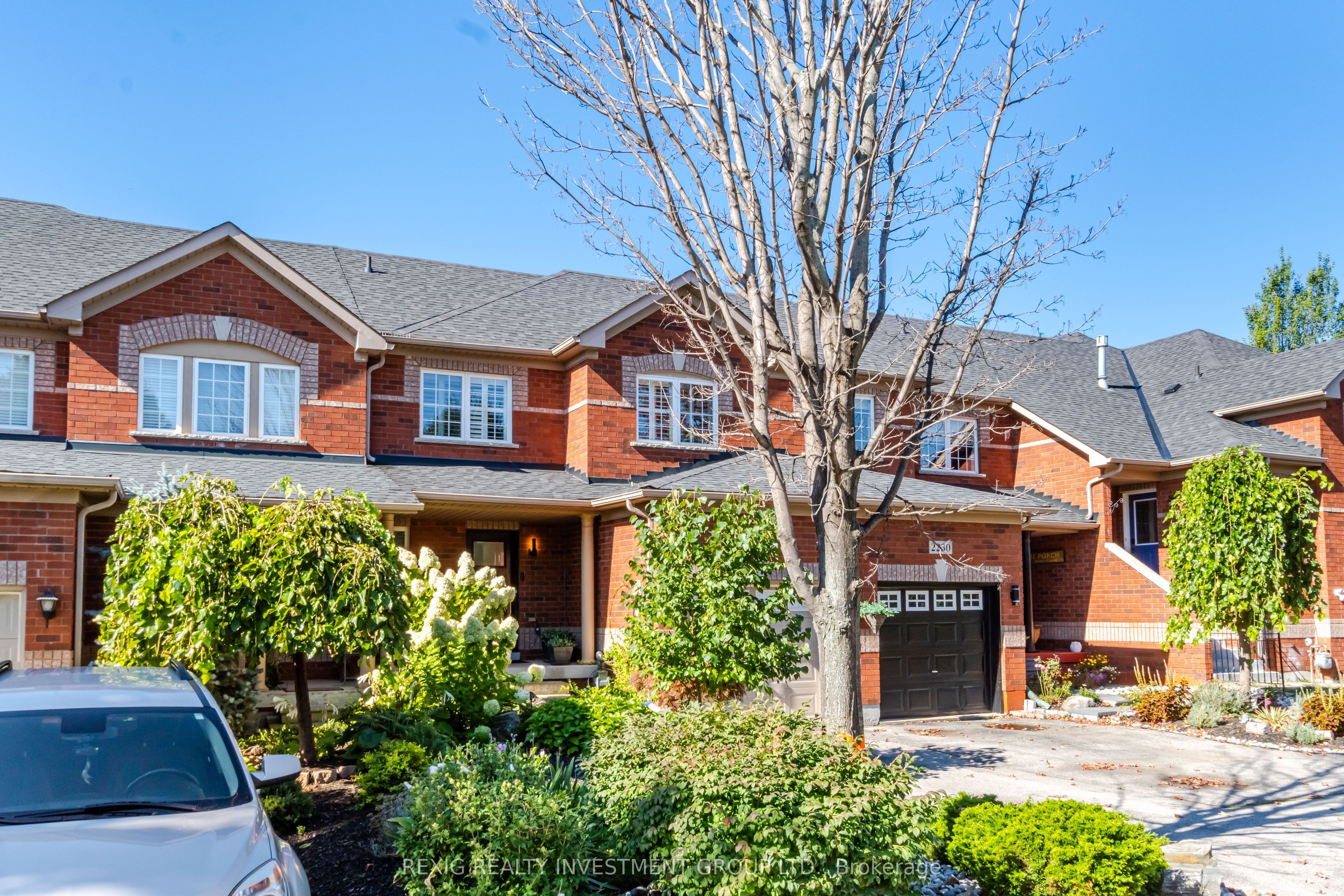 2228 HUMMINGBIRD Way