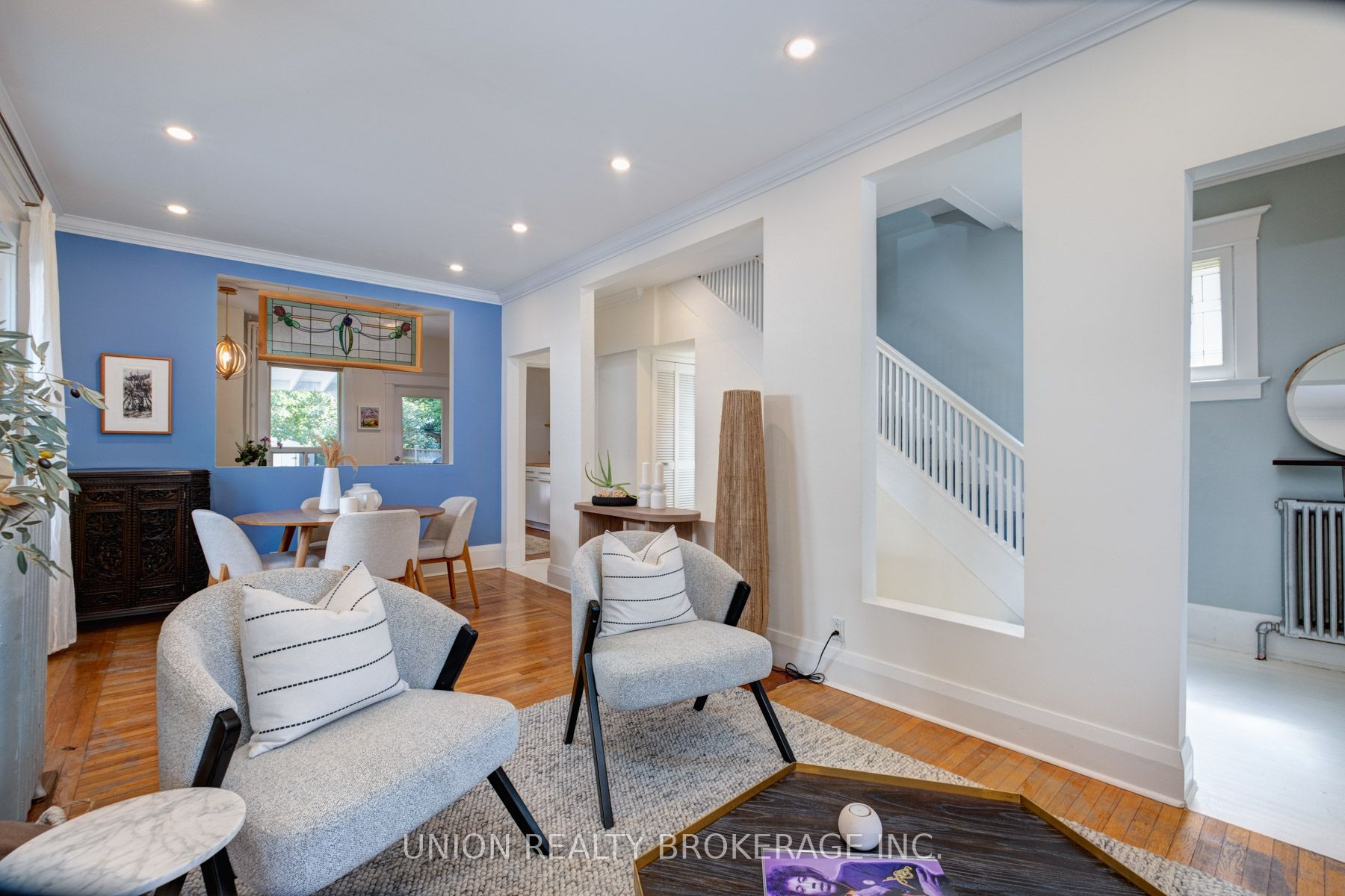 69 King Edward Avenue