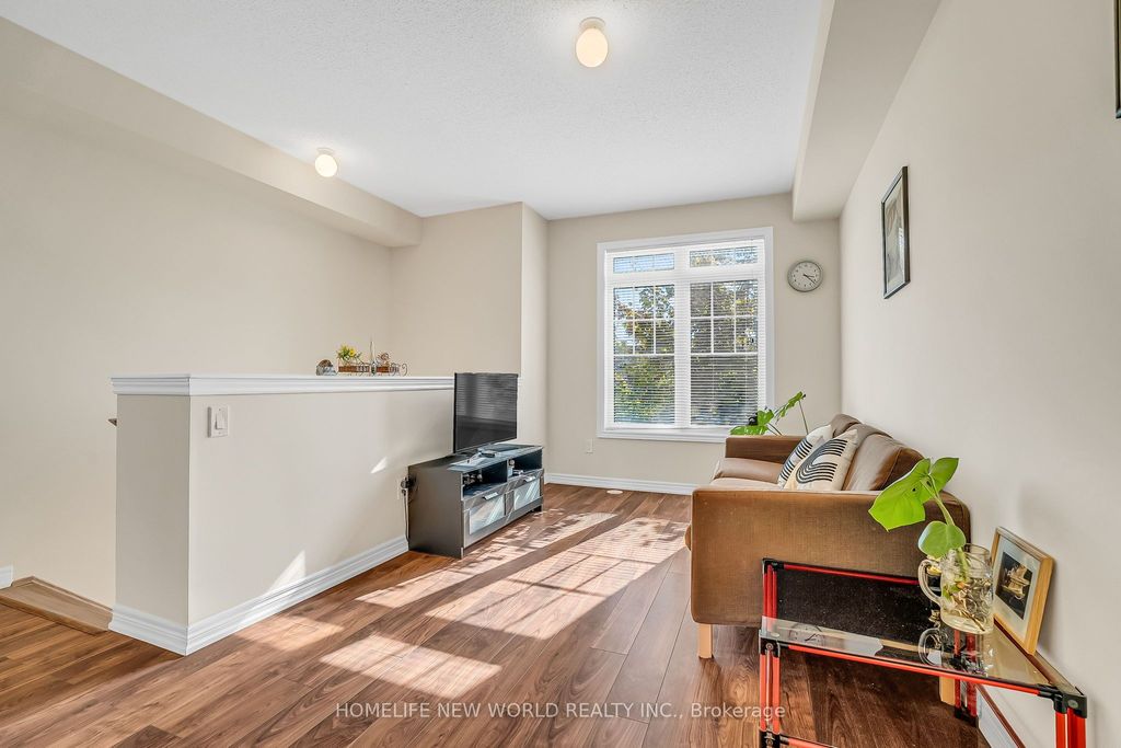 Photo of 193 Dundas Way, Markham, ON L6E 0T1 (MLS # N12455817)