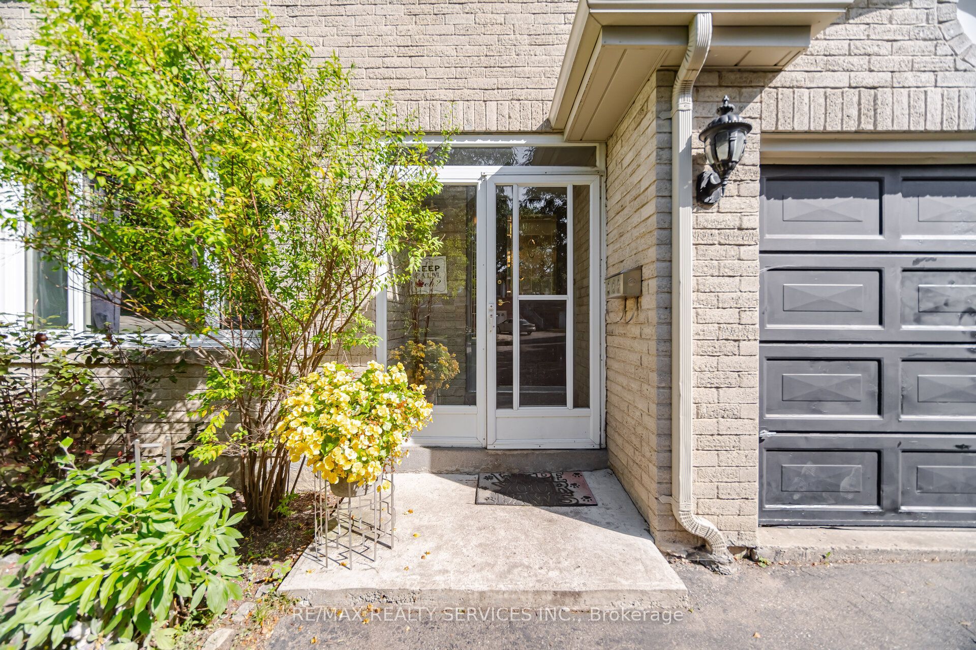 12 Ladin Drive