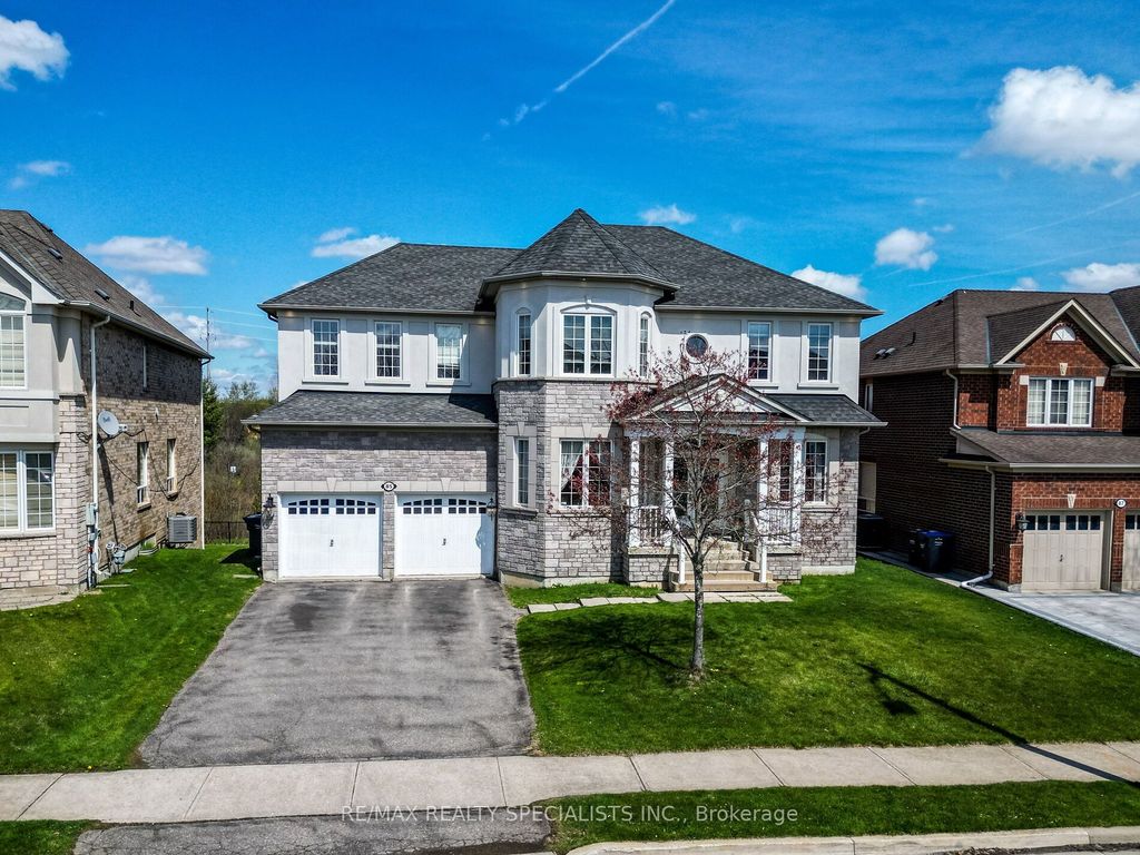 Photo of 85 Bloomsbury Avenue, Brampton, ON L6P 1S6 (MLS # W12864102)